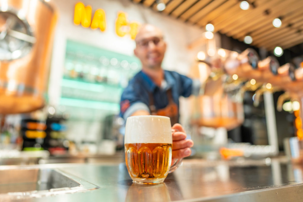 Restaurace Na Čepu v budově Nákupní galerie Myslbek