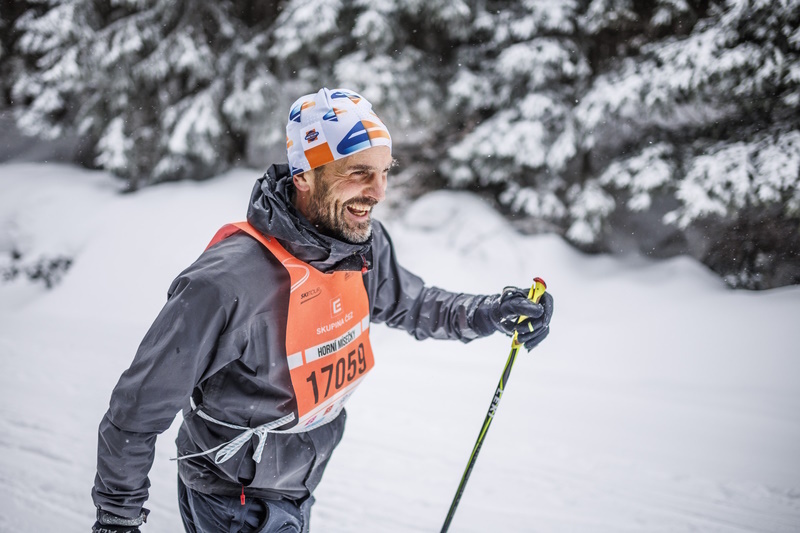 Sezonu ČEZ Skitour na Horních Mísečkách zahájilo 475 lyžařů. Pro double si dojel Knop