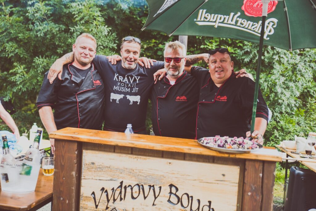 Krakonošův guláš 2025: Pec pod Sněžkou provoní soutěžní kotlíky