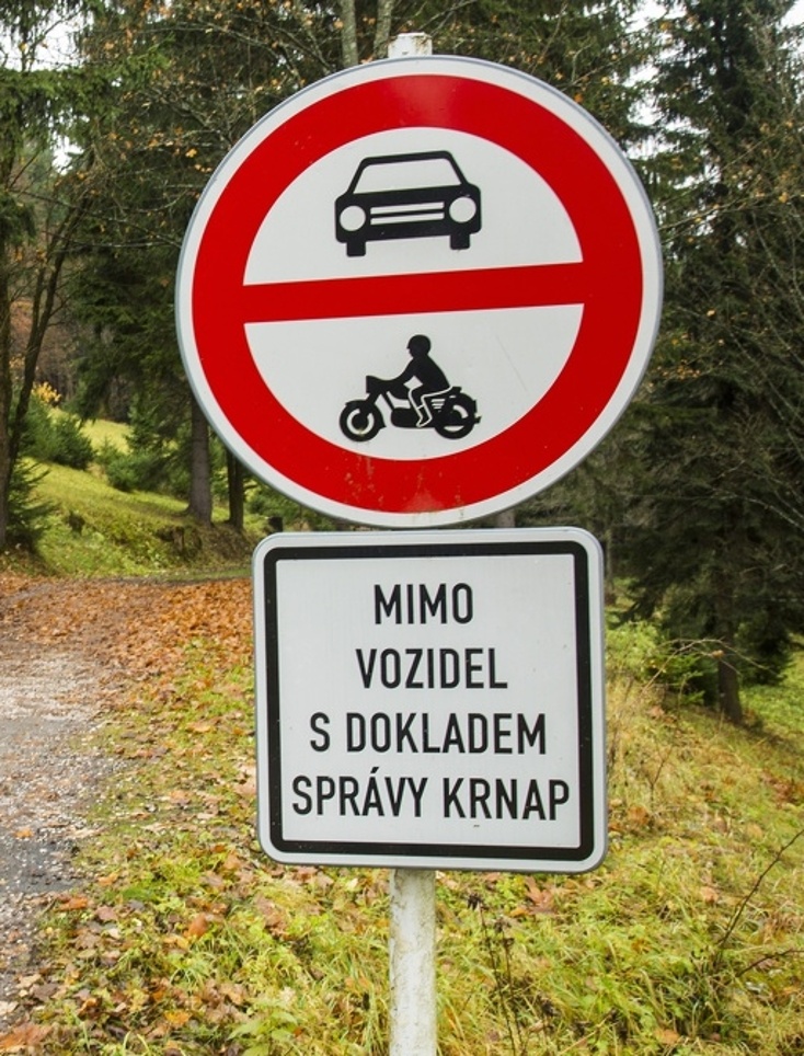 KRNAP: Nová opatření přispějí k regulaci automobilové dopravy v Krkonoších