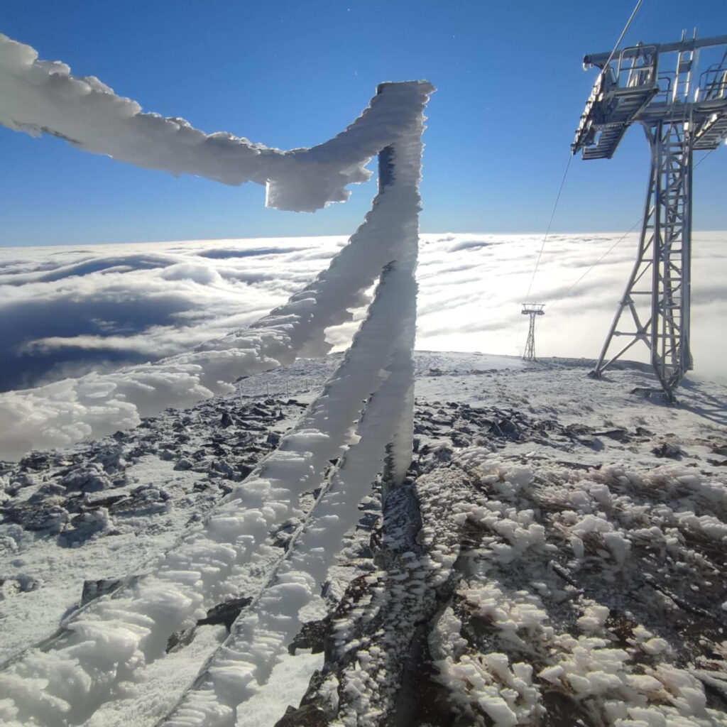 Prosinec v Peci pod Sněžkou: Měsíc plný kouzel, koncertů a tradičních setkání
